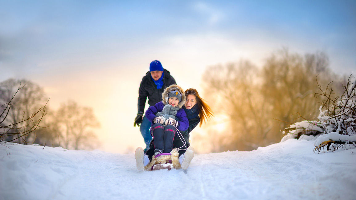Have some family fun in the snow when you stay at our Medicine Hat accommodations in winter.